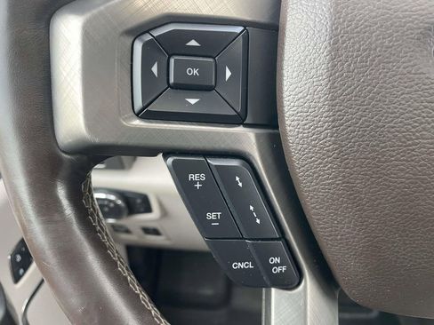 Used 2019 Ford F150 Limited image 30