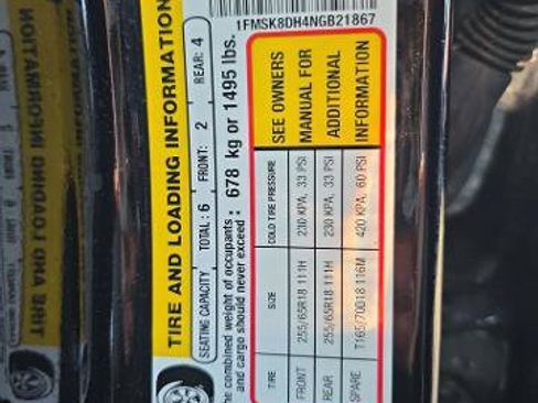 Certified 2022 Ford Explorer XLT w/ Equipment Group 202A AWD/4WD image 22