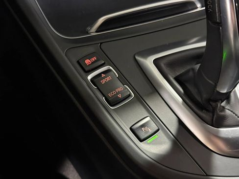 Used 2017 BMW 330i Sedan RWD image 36