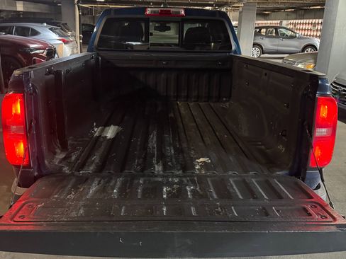 Used 2019 Chevrolet Colorado Z71 image 9