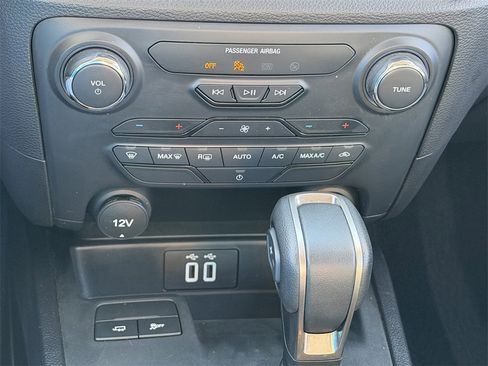 Used 2022 Ford Ranger XLT w/ Equipment Group 301A Mid image 17