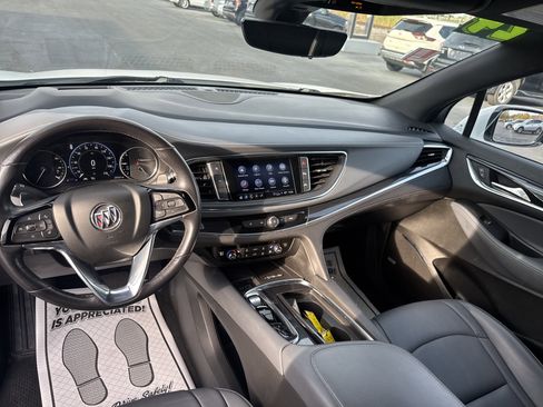 Used 2024 Buick Enclave Premium image 15