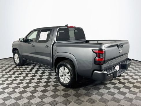 Used 2024 Nissan Frontier SV w/ SV Convenience Package RWD image 6