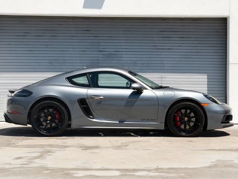 Certified 2025 Porsche 718 Cayman GTS RWD image 9