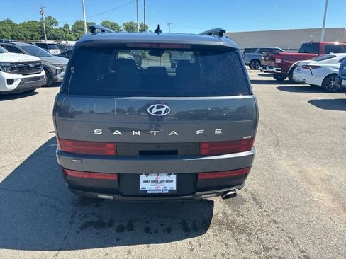 Used 2026 Hyundai Santa Fe SEL AWD/4WD image 4