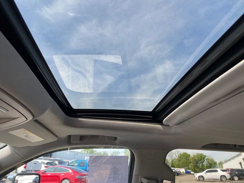 Used 2016 GMC Sierra 1500 SLT w/ SLT Premium Package image 37