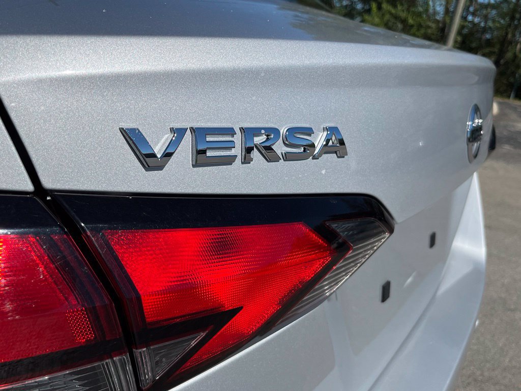 Used 2020 Nissan Versa S FWD image 8