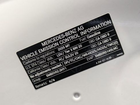 Certified 2025 Mercedes-Benz C 300 Sedan image 24