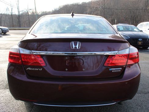 Used 2015 Honda Accord Touring image 9