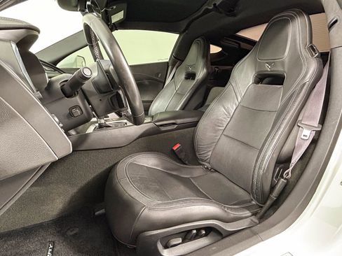 Used 2016 Chevrolet Corvette Stingray Coupe image 10