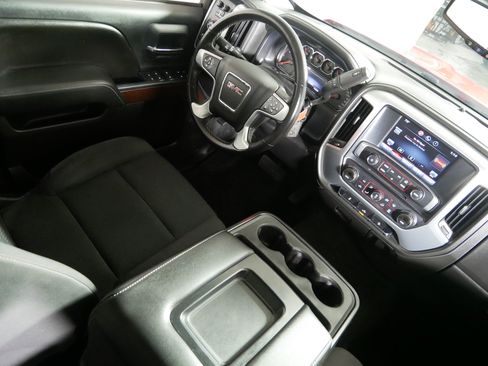 Used 2016 GMC Sierra 1500 SLE w/ SLE Value Package AWD/4WD image 9