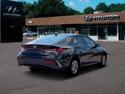 New 2026 Hyundai Elantra Blue image 7