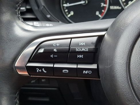 Used 2024 MAZDA MAZDA3 s image 21