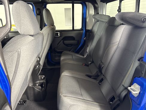 New 2026 Jeep Gladiator Sport image 14