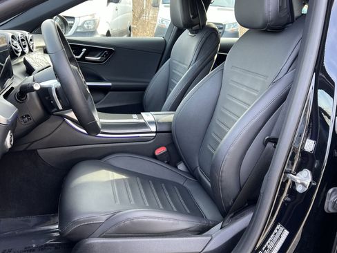Used 2022 Mercedes-Benz C 300 4MATIC Sedan image 11