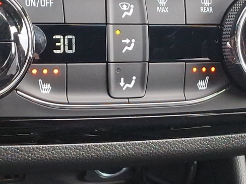 New 2026 Buick Envista Sport Touring w/ Convenience I Package FWD image 21