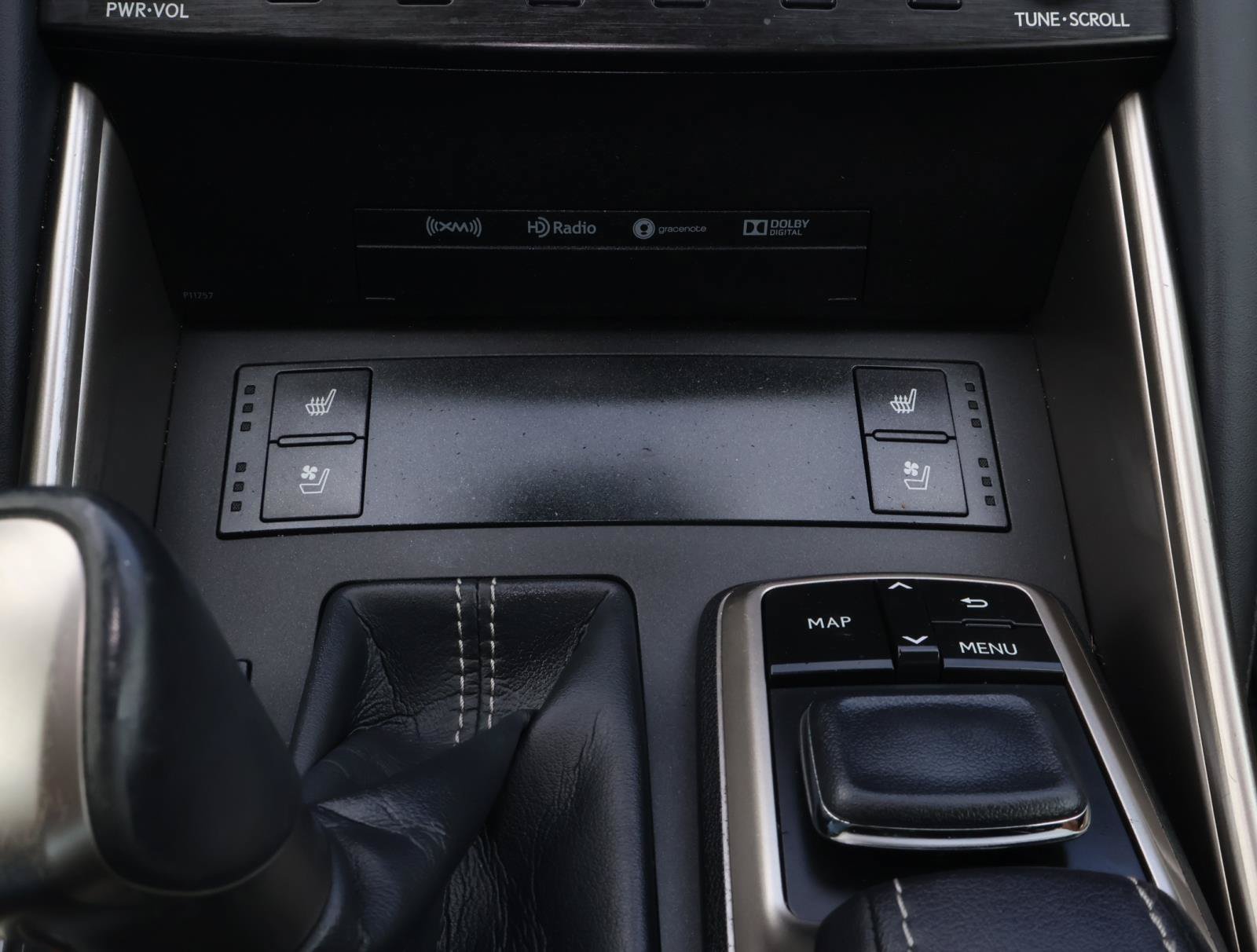Used 2018 Lexus IS 300 w/ Comfort Package RWD image 24