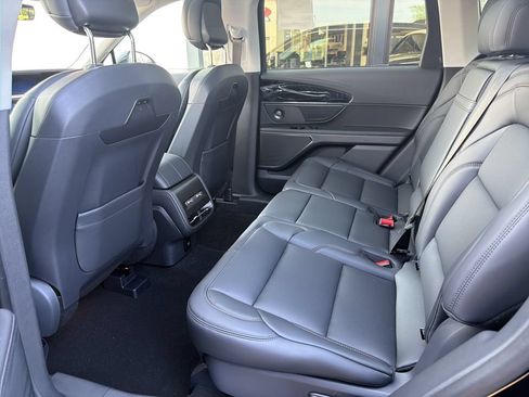 New 2026 Lincoln Nautilus Premier w/ Equipment Group 102A AWD/4WD image 6