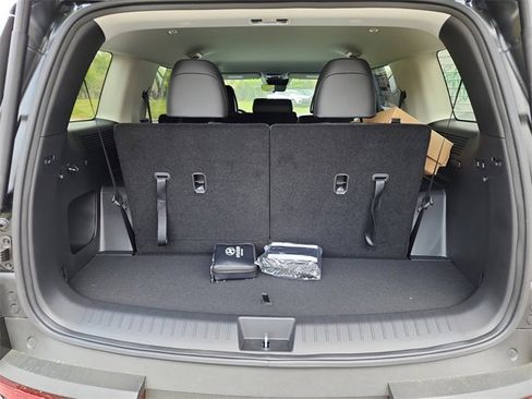 New 2025 Hyundai Santa Fe SEL image 8