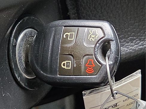 Used 2013 Ford Mustang GT Premium RWD image 22