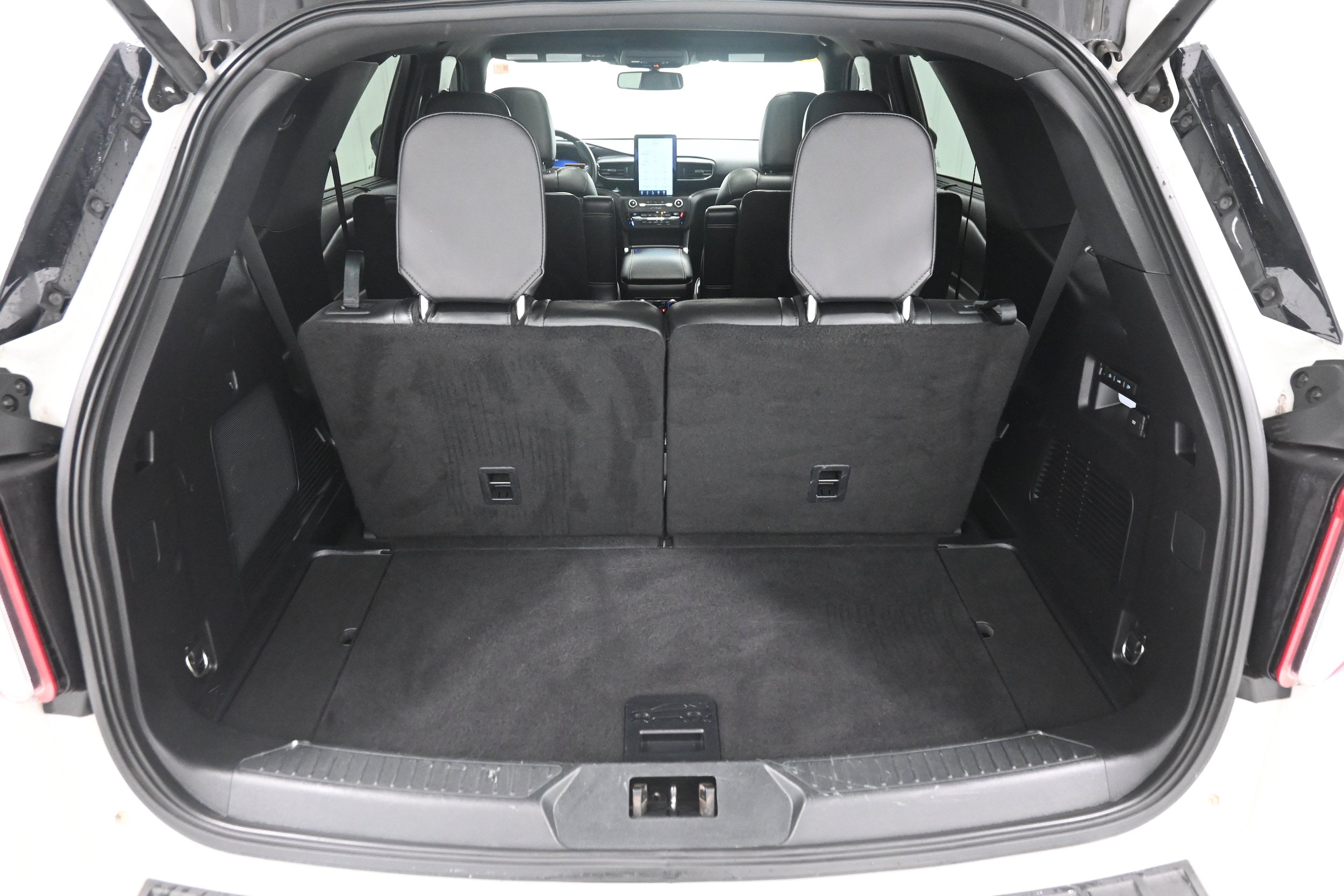 Used 2020 Ford Explorer ST w/ Premium Technology Package AWD/4WD image 38