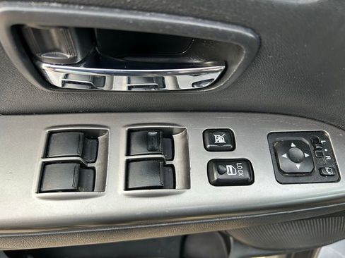 Used 2021 Mitsubishi Outlander Sport SE image 16