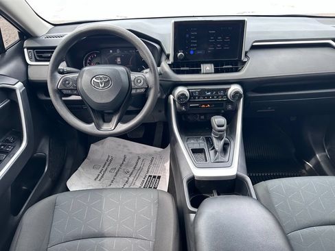 Used 2024 Toyota RAV4 XLE w/ Convenience Package FWD image 29