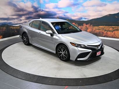 Used 2024 Toyota Camry SE