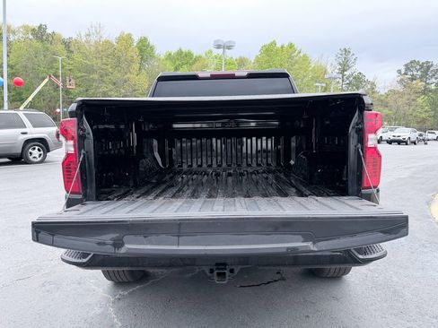 Used 2022 Chevrolet Silverado 1500 Custom image 9