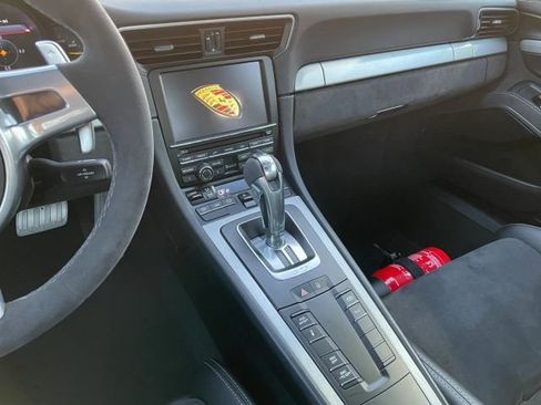 Used 2015 Porsche 911 GT3 image 34