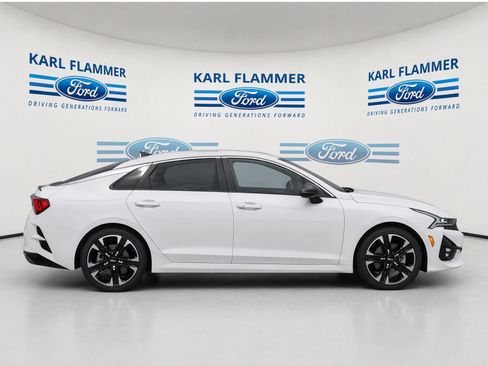Used 2022 Kia K5 GT-Line AWD/4WD image 2