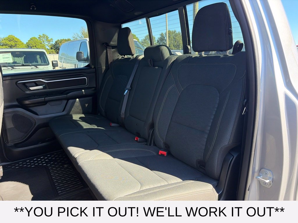 Used 2025 RAM 1500 Big Horn AWD/4WD image 9