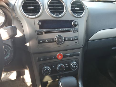Used 2012 Chevrolet Captiva Sport LS image 10