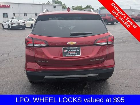 Used 2023 Chevrolet Equinox Premier AWD/4WD image 7