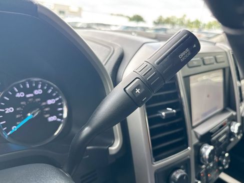 Used 2020 Ford F250 Lariat w/ Chrome Package AWD/4WD image 18