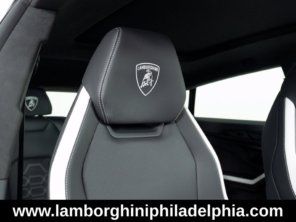 Used 2025 Lamborghini Urus S AWD/4WD image 47