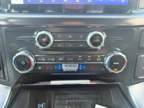 Used 2022 Ford F150 Platinum w/ Equipment Group 701A High AWD/4WD image 17
