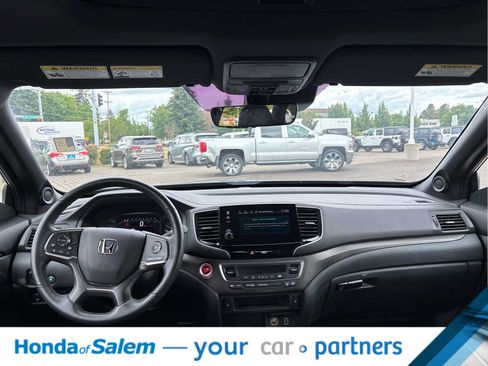 Used 2023 Honda Passport TrailSport image 10