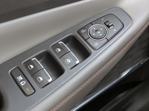 Used 2020 Hyundai Santa Fe Limited FWD image 21