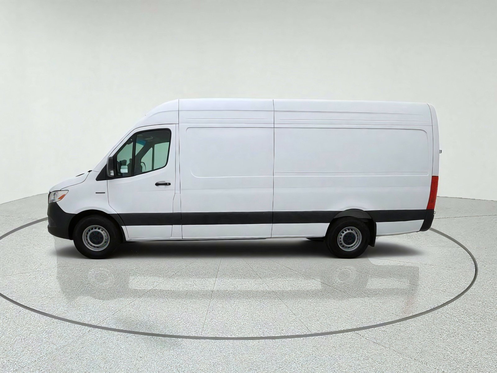 New 2025 Mercedes-Benz eSprinter 170 Cargo image 14