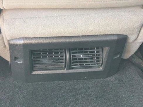 Used 2014 RAM 1500 Classic SLT image 23