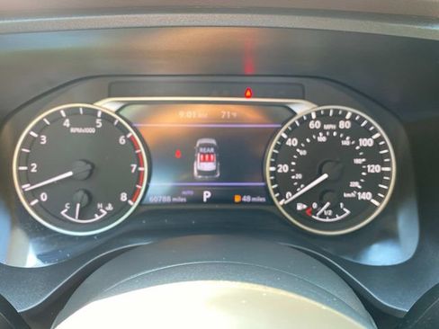 Used 2023 Nissan Rogue S AWD/4WD image 16