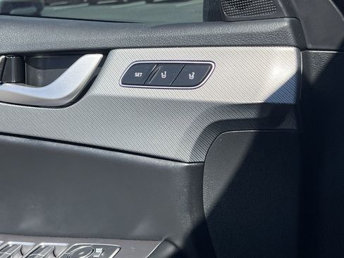 Used 2024 Hyundai Palisade SEL w/ Premium Package image 20