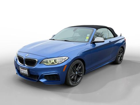 Used 2016 BMW M235i Convertible image 1