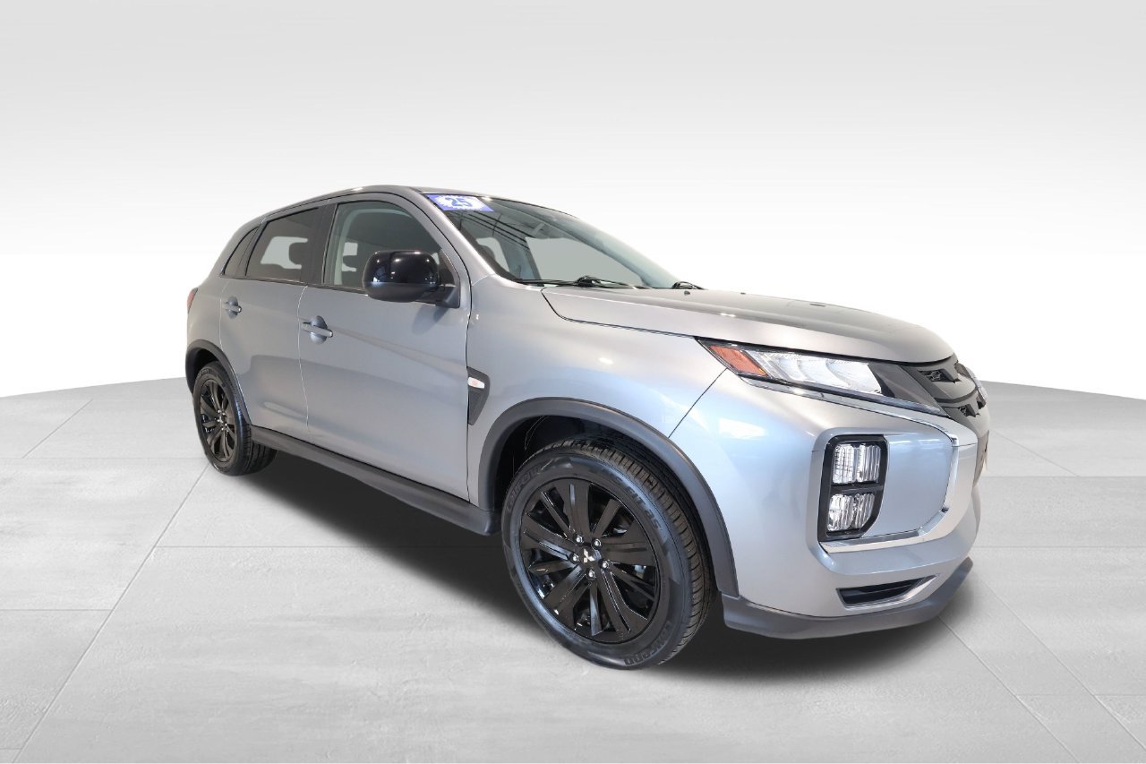Used 2025 Mitsubishi Outlander Sport LE AWD/4WD image 6