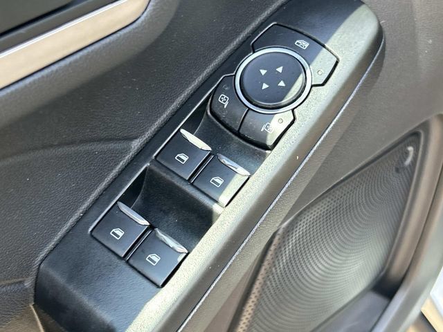 Certified 2022 Ford Escape SE w/ SE Sport Appearance Package FWD image 30