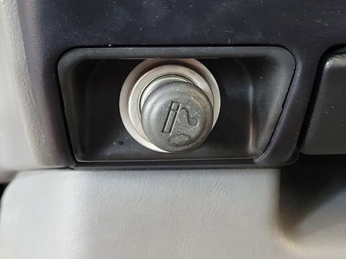 Used 2004 Toyota Tacoma PreRunner RWD image 16