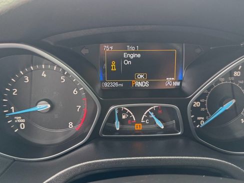 Used 2017 Ford Focus SE FWD image 17