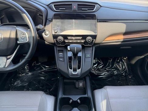 Used 2018 Honda CR-V Touring image 17