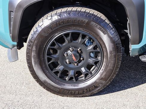 New 2025 Toyota 4Runner TRD Off-Road Premium image 16